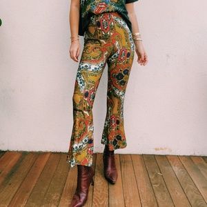 Novella Royale NWT Rust Geo Paisley Iris Bells M